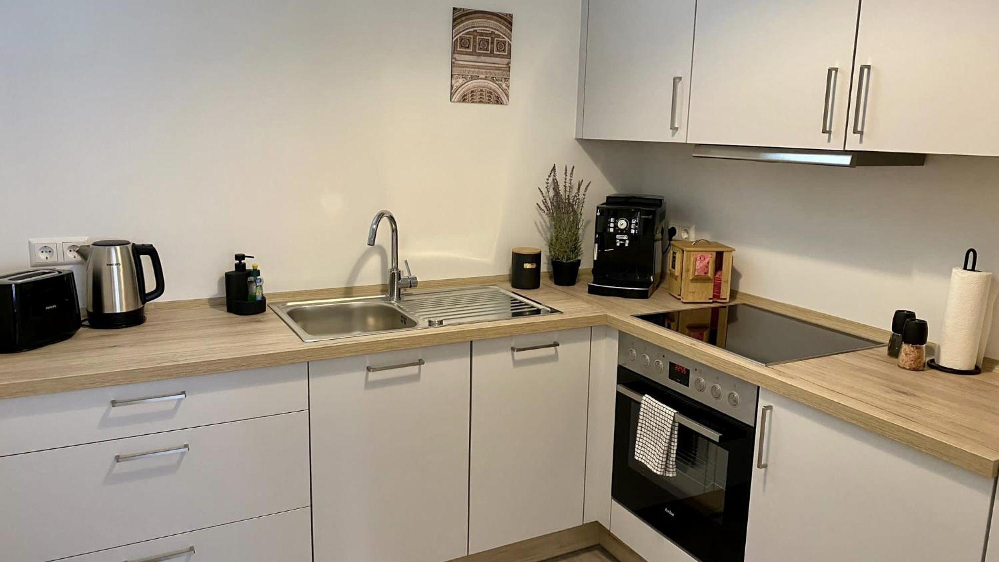 Discovair - Eisenach Karl14 - Vollausgestattete Apartments Mit Netflix In Der Fussgaengerzone Rum bild
