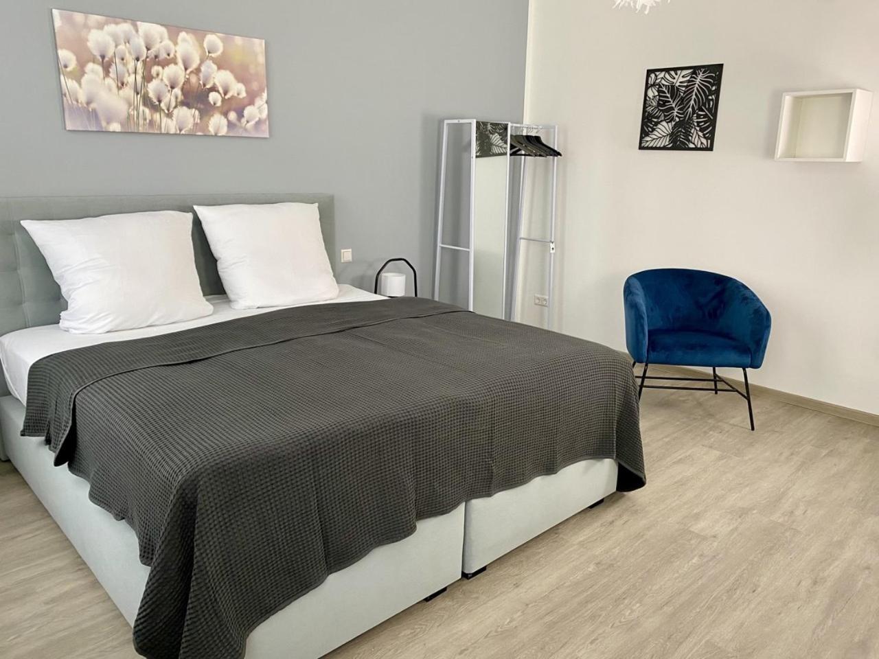 Discovair - Eisenach Karl14 - Vollausgestattete Apartments Mit Netflix In Der Fussgaengerzone Rum bild