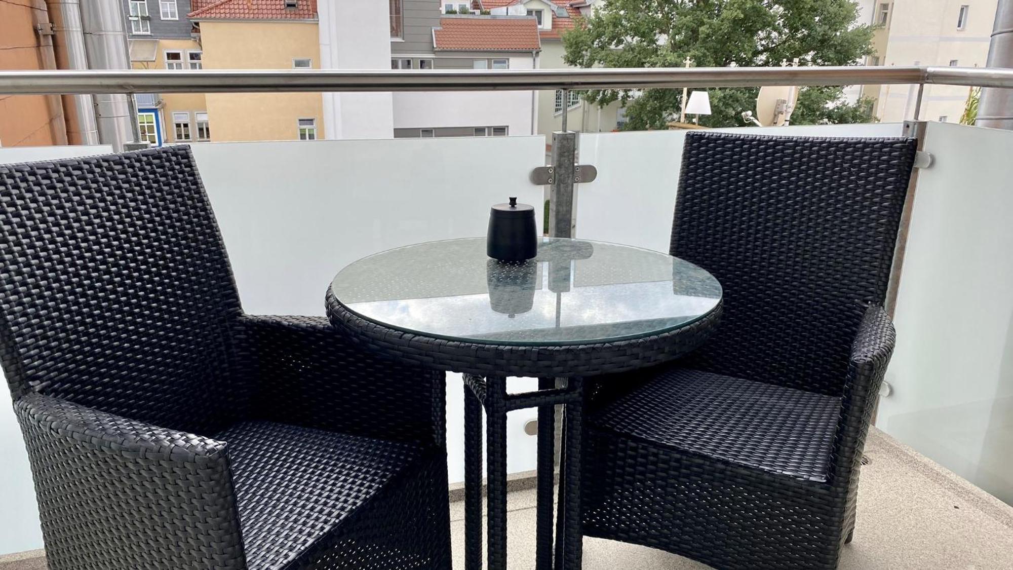 Discovair - Eisenach Karl14 - Vollausgestattete Apartments Mit Netflix In Der Fussgaengerzone Rum bild