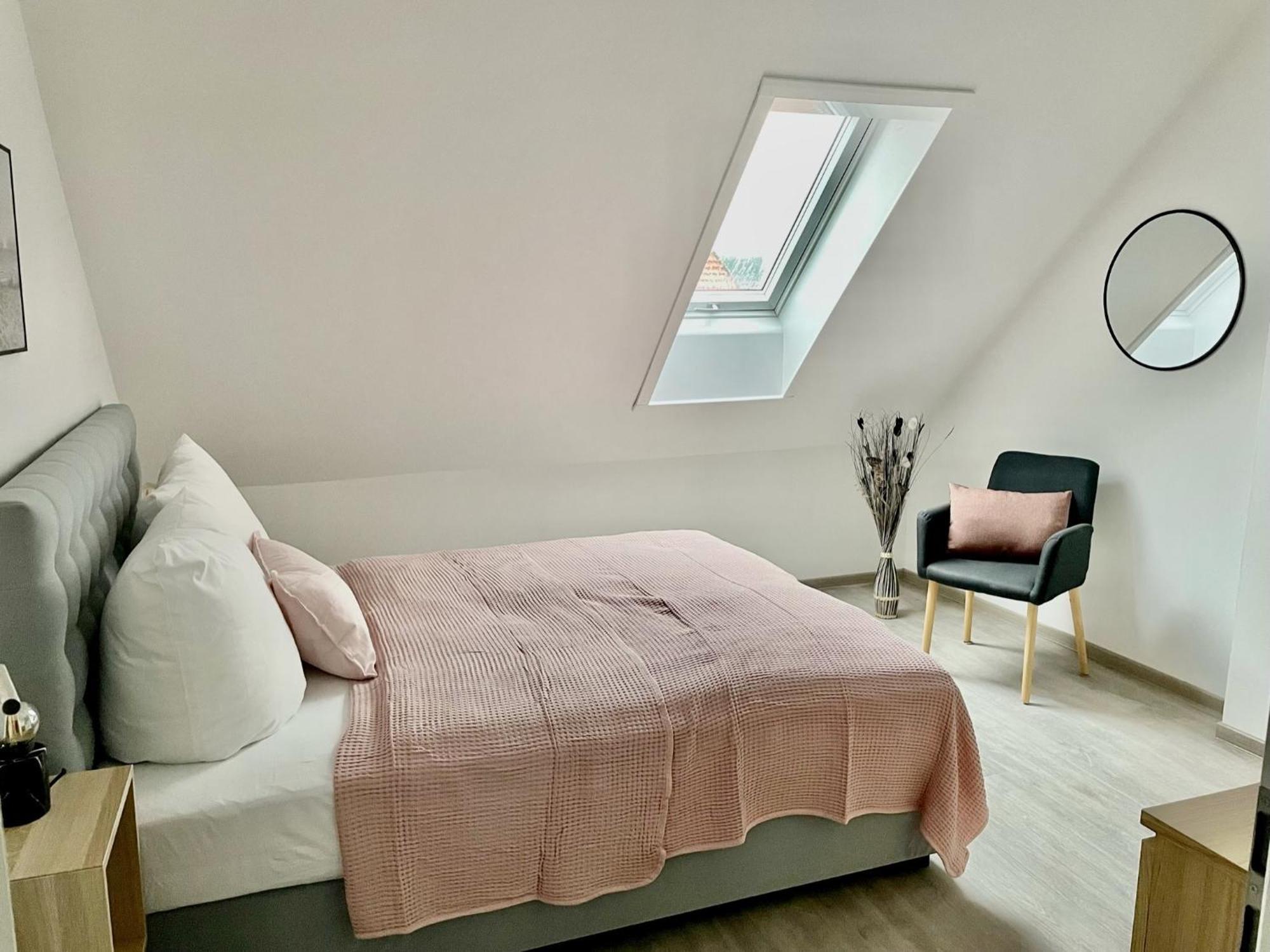 Discovair - Eisenach Karl14 - Vollausgestattete Apartments Mit Netflix In Der Fussgaengerzone Rum bild
