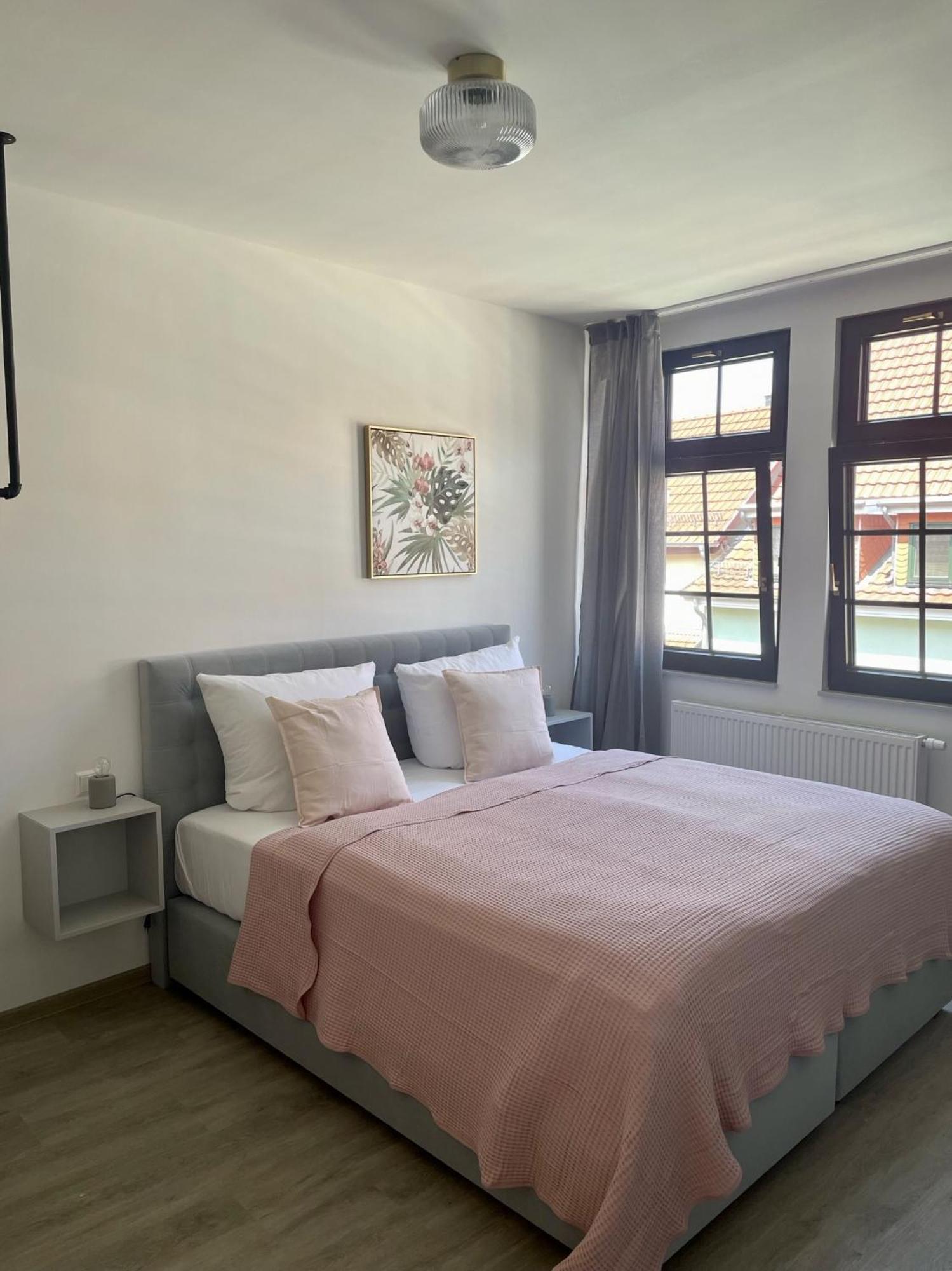 Discovair - Eisenach Karl14 - Vollausgestattete Apartments Mit Netflix In Der Fussgaengerzone Rum bild